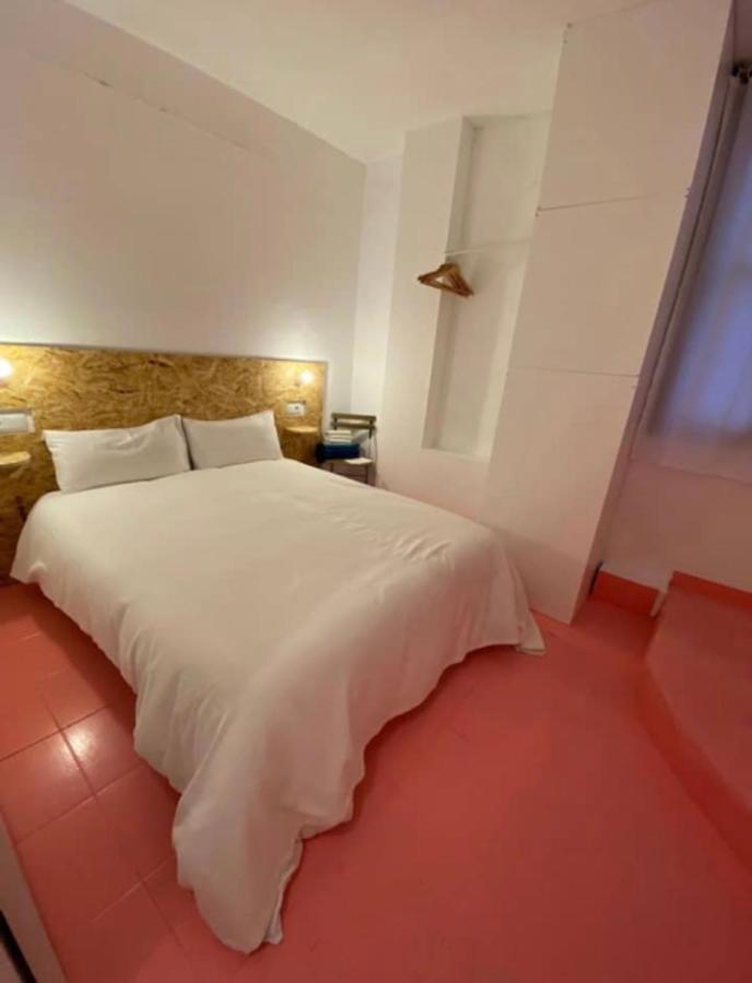 Habitacion Al Lado Gran Via, Malasana มาดริด ภายนอก รูปภาพ