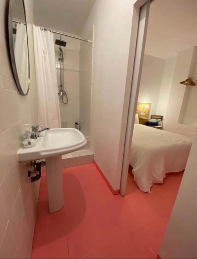 Habitacion Al Lado Gran Via, Malasana มาดริด ภายนอก รูปภาพ